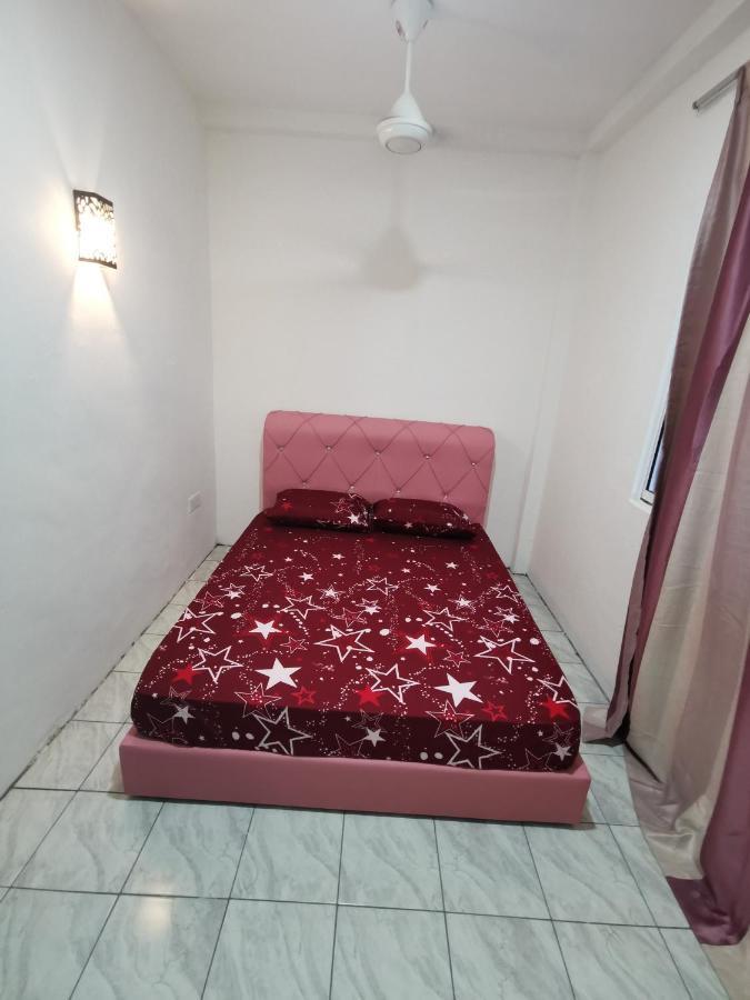 Nj_Homestay@Kkia/Petagas Kk コタキナバル エクステリア 写真