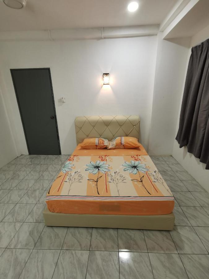 Nj_Homestay@Kkia/Petagas Kk コタキナバル エクステリア 写真