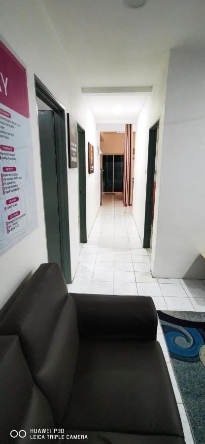 Nj_Homestay@Kkia/Petagas Kk コタキナバル エクステリア 写真